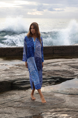 oneseason Llew Maxi Dress in Blue Mosaic