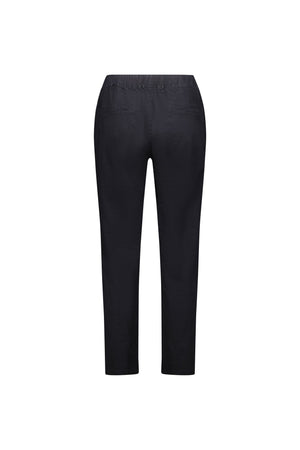 Vassalli Ankle Grazer Slim Leg Elastic Waist Pant in Black