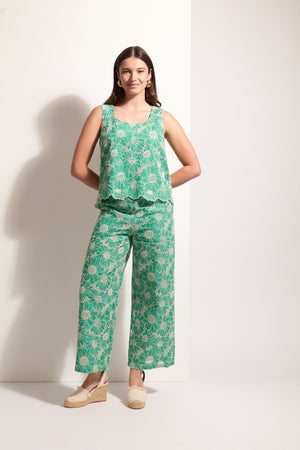 Foil Flower-Ful Shell Top in Green Flower