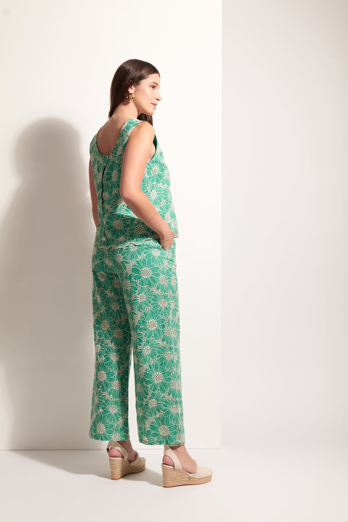 Foil Juicy Details Pant in Green Flower