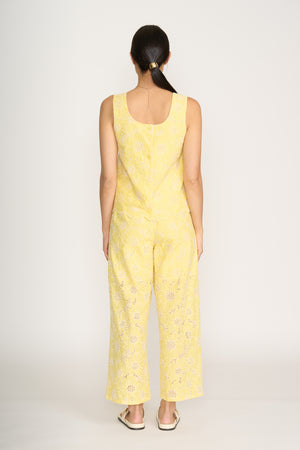 Foil Flower-Ful Shell Top in Yellow Flower