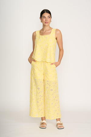 Foil Flower-Ful Shell Top in Yellow Flower