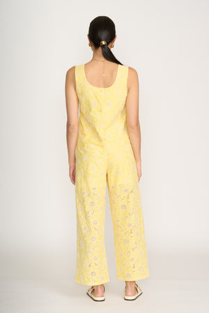 Foil Flower-Ful Shell Top in Yellow Flower