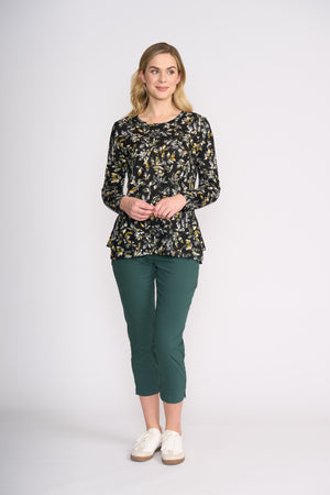 Foil Fuss Free Taper Trapeze Capri Pant in Sea Moss