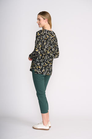 Foil Fuss Free Taper Trapeze Capri Pant in Sea Moss