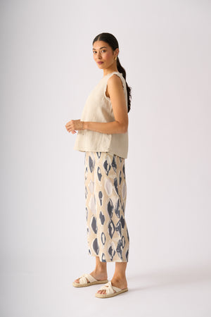 Foil Act Natural Shell Tank in String