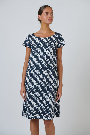 Naturals by O & J Cap Sleeve Dress in Puzzled