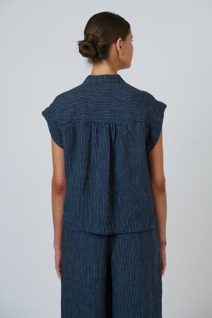 Naturals by O & J Linen Cap Sleeve Shirt in Streamlined