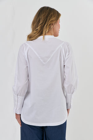 Naturals by O & J Button Through Shirt in White