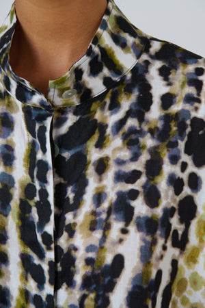 Naturals by O & J Mandarin Collar Shirt in Lichen