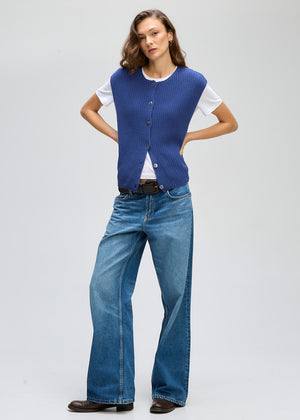 LD&CO Knitwear Ribbed vest in Bluebell