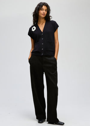 LD&CO Knitwear Button Vest in Black