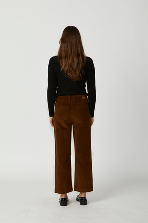 New London Jeans Penrith Loose Leg Ankle Grazer Cord Jean in Spice