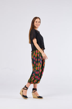 Au Hasard D'un Voyage Frill Seeker Short Cardi in Black