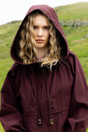 Neris In The Hood Jacket in Raisin