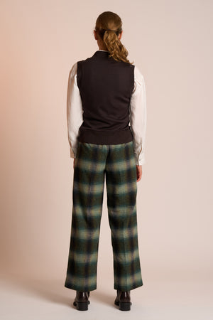 Neris Crop Vest in Bitter Sweet
