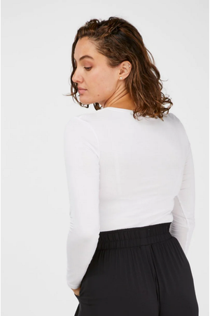 Tani Round neck Long sleeve fitted Tee Top in Plain colours