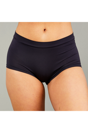Tani Boyleg Underwear in Plain colours.