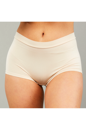 Tani Boyleg Underwear in Plain colours.