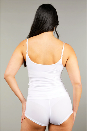 Tani Boyleg Underwear in Plain colours.