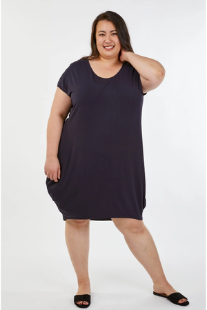 Tani Swing Tulip Dress in Plain colours.