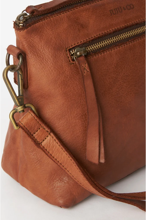 JUJU & Co Large Essential Leather Pouch in Cognac