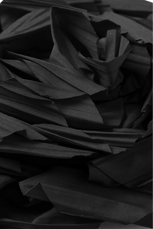 Masai Renna Brooch in Black