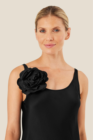 Masai Renna Brooch in Black