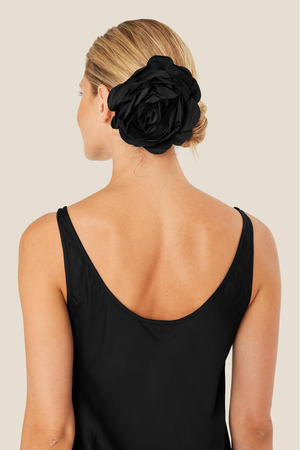 Masai Renna Brooch in Black