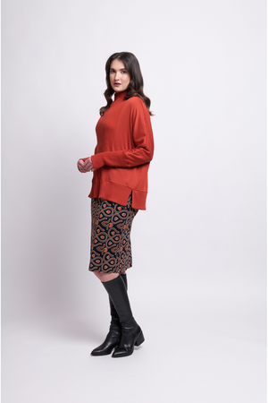 Foil Looking Sharp Skirt in Icon Print