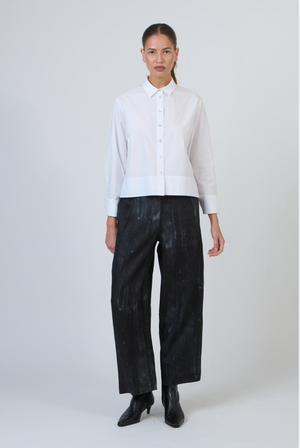 Naturals by O & J Button Through Top in Plain White