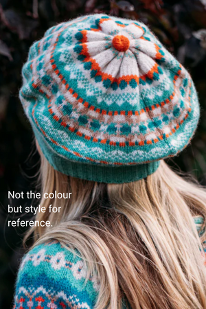 Eribe Knitwear Alloa Beret in Sirius