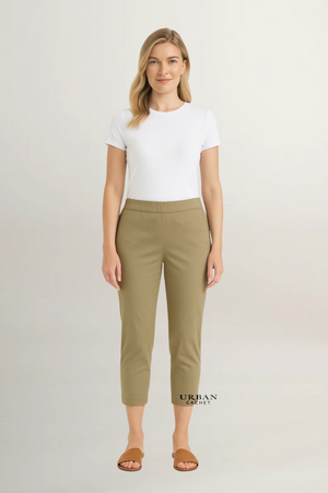 Foil Fuss Free Taper Trapeze Capri Pant in Dune