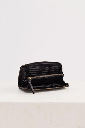 JUJU & Co Slim Wallet in Black