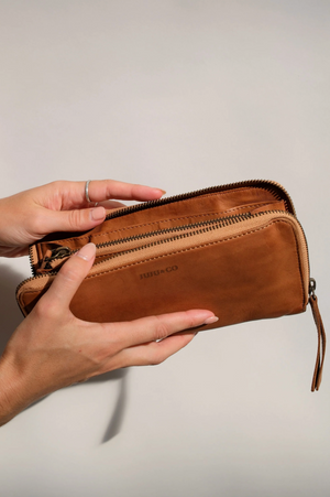 JUJU & Co Slim Wallet in Tan