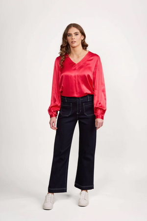 Vassalli Daily Straight Leg Ankle Grazer Jean in Blue Ink Denim