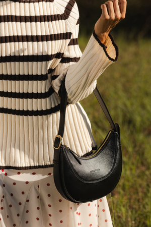 Louenhide Lane Crossbody Bag in Black