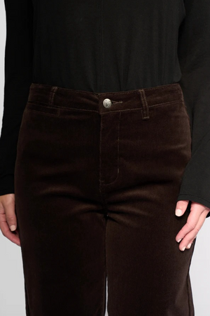 Vassalli Market Cord Straight Leg Ankle Grazer Pant in Walnut