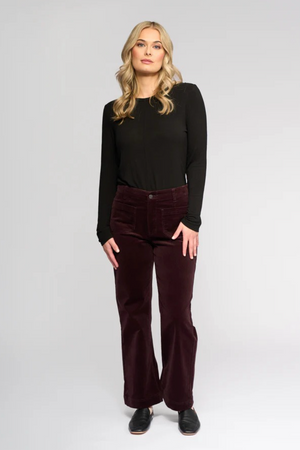 Vassalli Daily Cord Straight Leg Ankle Grazer Jean in Merlot