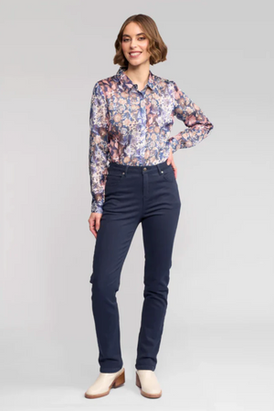 Vassalli Column Pant Slim Leg Knit Denim Jean in Carbon