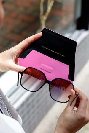 FOX and LEO Slimline Glasses Case in Hot Pink