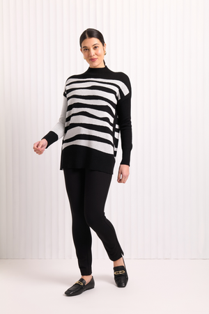 Foil Straight and Narrow 7/8 Trousers in Black