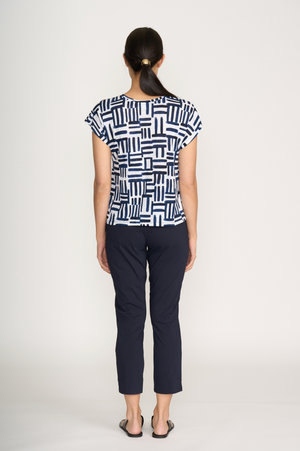 Foil Fuss Free Taper Trapeze Capri Pant in True Navy