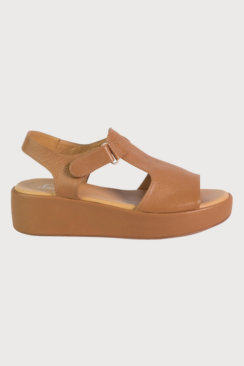 Isabella Hepburn Sandal in Coconut