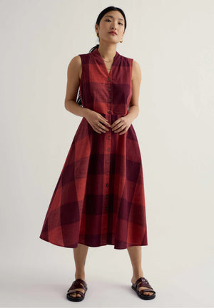 Seasalt Cornwall Sleeveless Carved Wood Dress in Lavandin Umber check