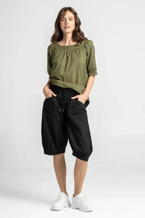 Boom Shankar Jada shorts in Black Plain