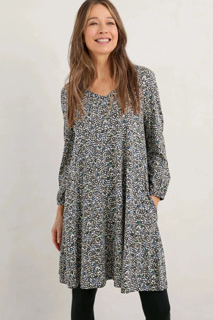 Seasalt Cornwall Wave Wing Dress in Disty Silhouette Onyx