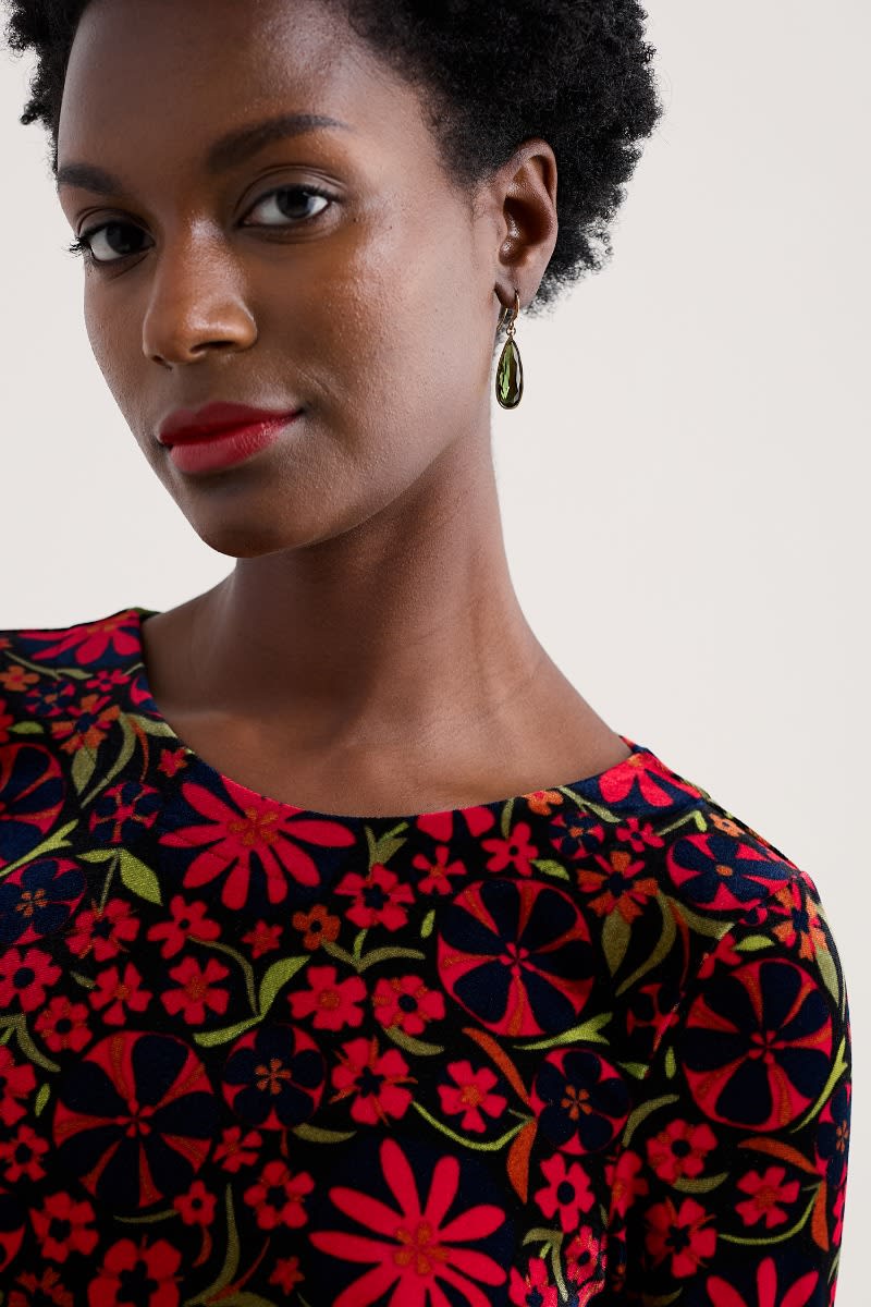 Seasalt Cornwall Mahonia Dress in Folky Flowers Onyx Carmine