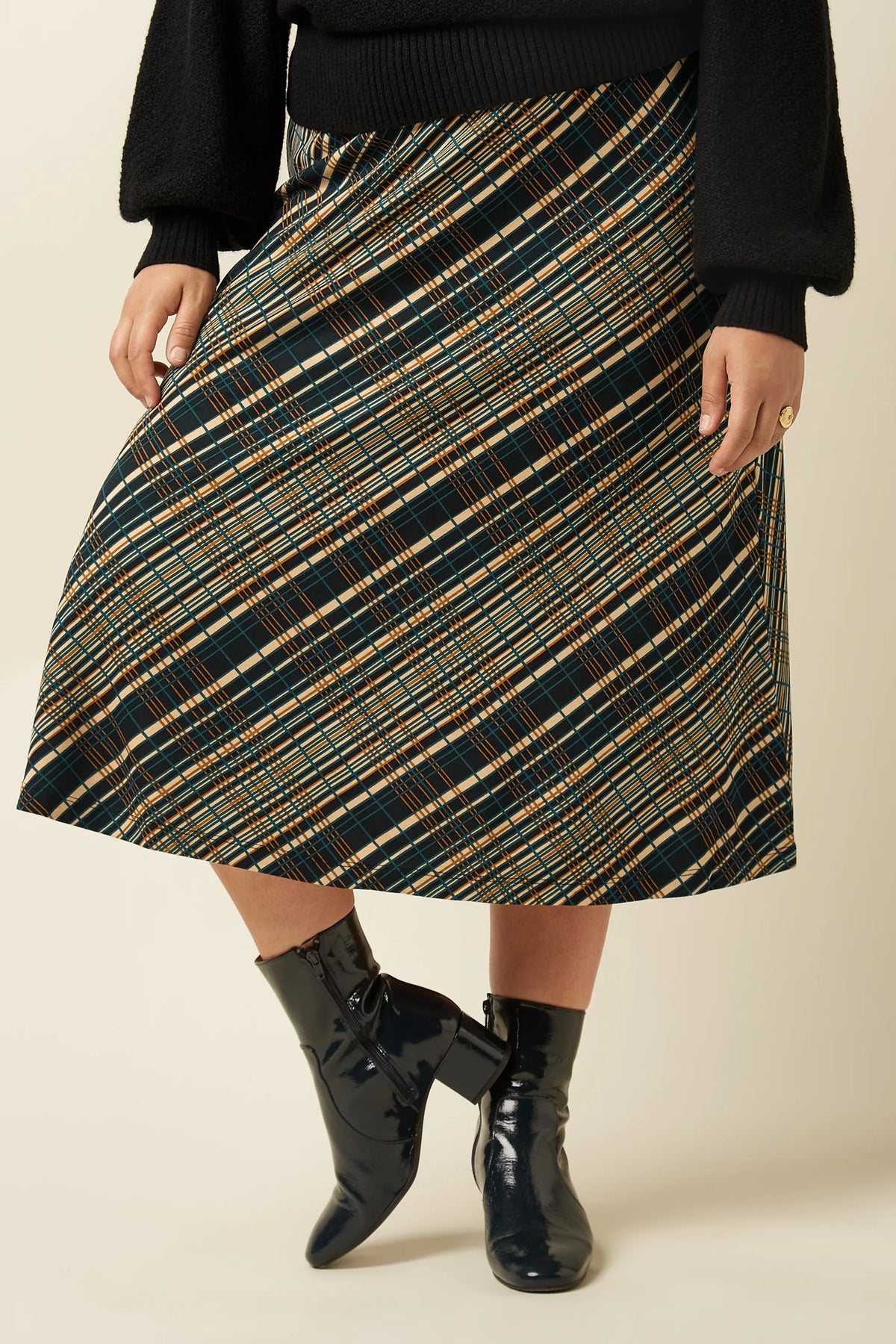 King Louie Juno Skirt Chime in Black