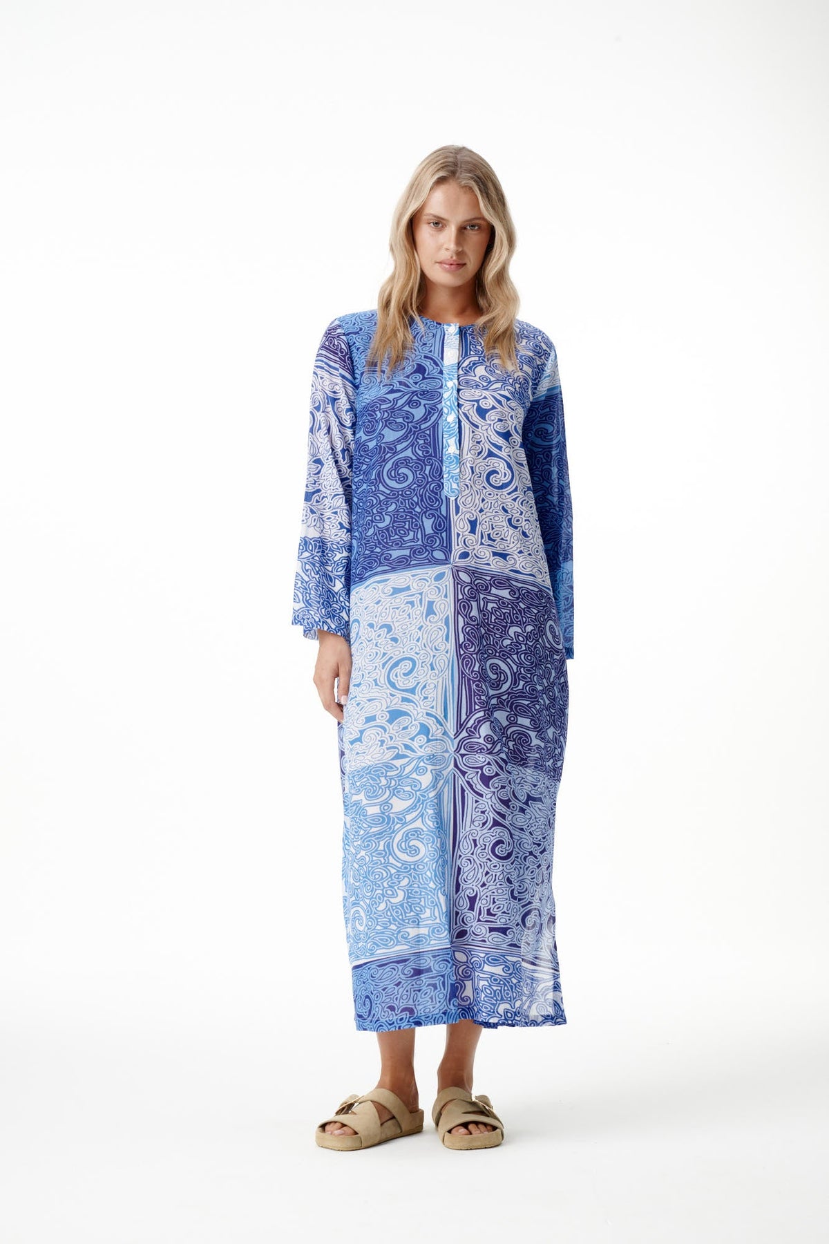 oneseason Llew Maxi Dress in Blue Mosaic